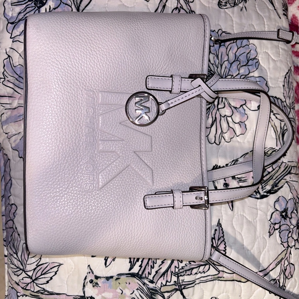 Michael Kors Lilac hand bag
